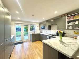 Photo 9- click for photo gallery